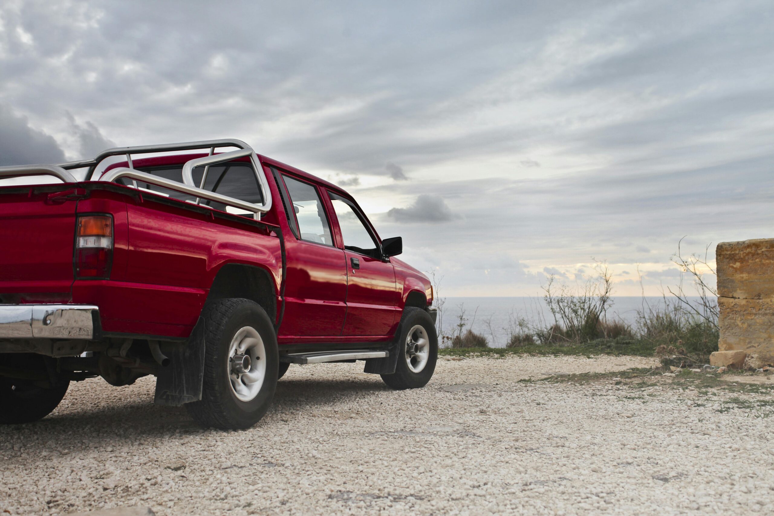 Truck driving with Retrax cover